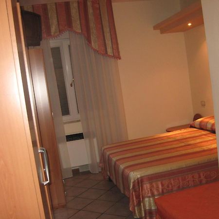 Parco Sogni D'Oro Aparthotel มอนเตลลา ภายนอก รูปภาพ