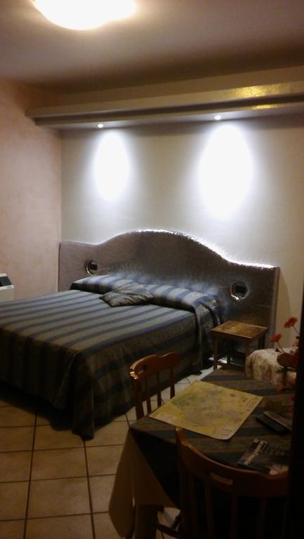 Parco Sogni D'Oro Aparthotel มอนเตลลา ภายนอก รูปภาพ